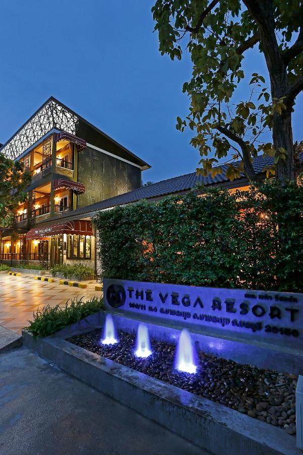 The Vega Resort Chonburi Exterior foto
